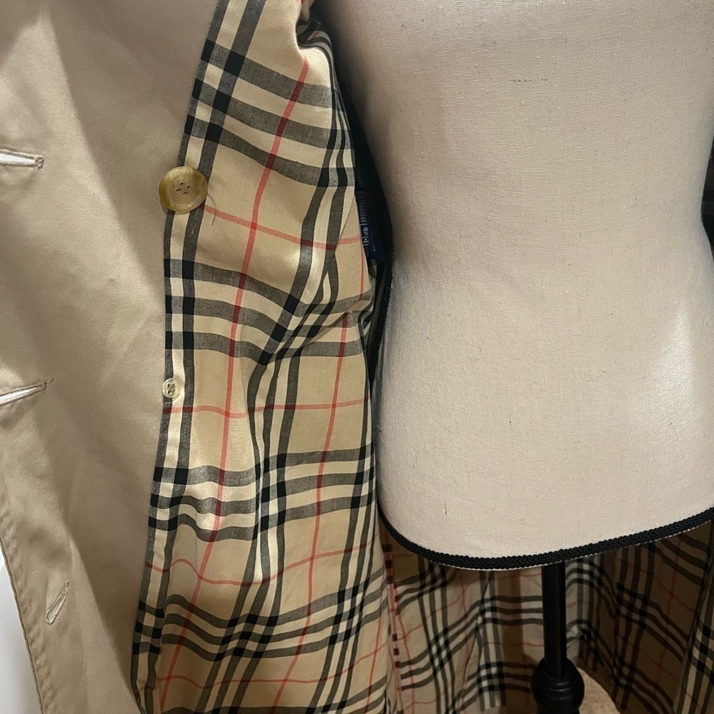 BURBERRYS LONG TRENCH COAT - Picture 10 of 14
